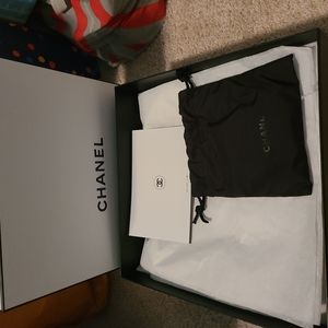 Chanel box